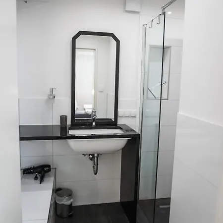 Apartmán Neu Gebautes Mit Sonnenterasse In Der Naehe Vom Siebengebirge & Bonn Königswinter