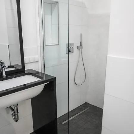 Apartment Neu Gebautes Mit Sonnenterasse In Der Naehe Vom Siebengebirge & Bonn