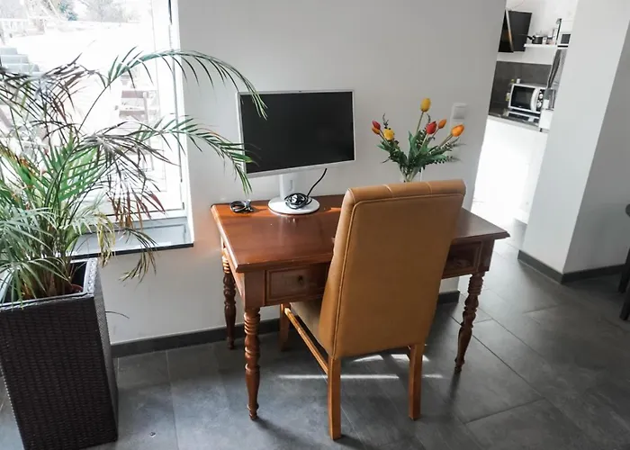 Neu Gebautes Mit Sonnenterasse In Der Naehe Vom Siebengebirge & Bonn Königswinter